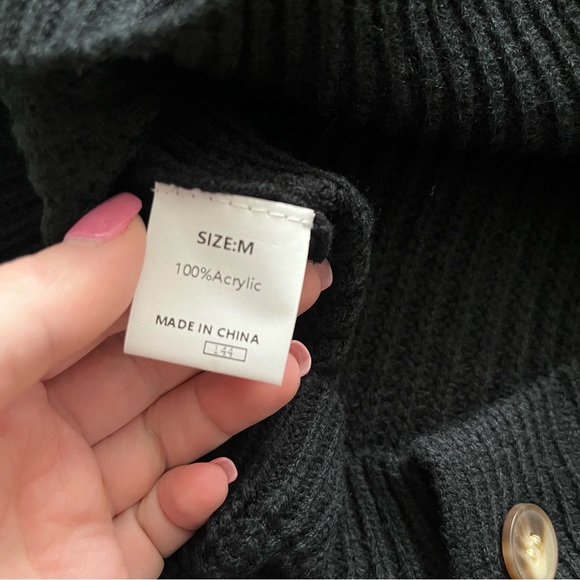 💕 🆕 Amazon Evaless acrylic knit v neck button down cardigan sweater - Picture 11 of 11